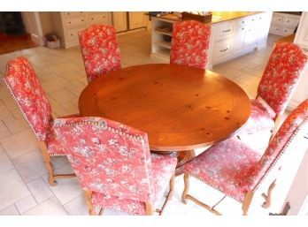 Classic Round Pine Pedestal Dining Table With 6 Upholstered Dining Chairs With Accessories