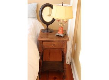 Vintage Wood Side Table With Lamp And Table