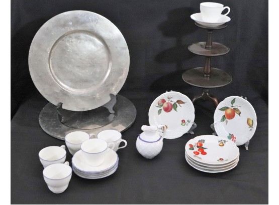 Group Of 6 Charming Demitasse Cups & Plates