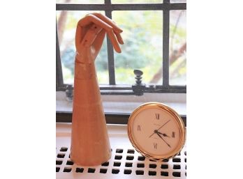 Vintage Round Tiffany Quartz Table Clock & Artist Model Hand On Wood Base