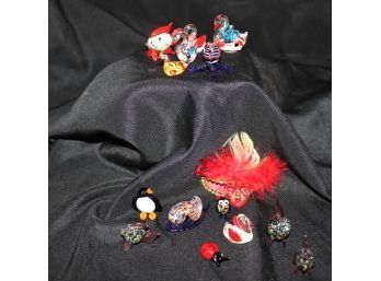 Pretty Collection Of 14 Blown Glass Art Miniatures Assorted Size Pieces