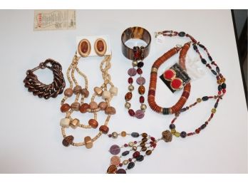 Assorted Earth Tone Vintage Unused Costume Jewelry  4 Necklaces, 2 Bracelets & More