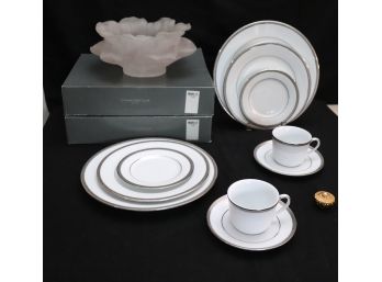 2 Never Used 5 Piece Place Settings - Grand Buffet Classic With Platinum Rim