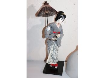 Gorgeous Geisha Figurine On Base With Portuguese Modern Ceramic Vase