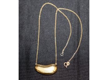 14K YG Fine Necklace With Bean Shaped Pendant