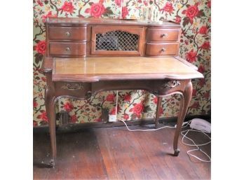 Vintage Desk Or Ladies Vanity With Leather Top