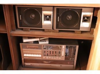 Vintage Panasonic Stereo System & Speakers