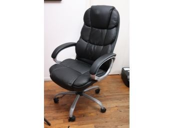 Vintage Swivel Office Chair In Vegan Leather