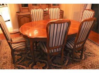 French Provincial Style Dining Table & 6 Chairs