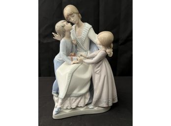 'A Gift Of Love' Mother With Children Lladro 5596 G-20m