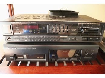 Pioneer SX-1000 Stereo Receiver & Pioneer Multi Compact Disc Player PD-M426 6-Disc Multi Cd