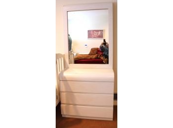 Small Formica Dresser With Mirror