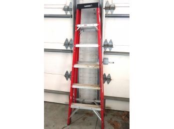 Husky 6-Foot Ladder 200 Lb. Capacity Great For Projects Around The House