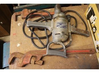 Skil Saw & 2 Pipe Wrenches