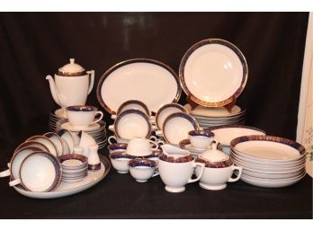 Fine Porcelain Dinnerware By Royal Elisabet  Service For 8