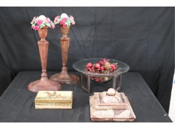 Assorted Tabletop Decorative Accessories