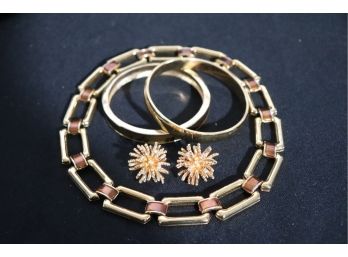 Womens Modern Gold Tone Costume Jewelry  Collar Necklace, Bangle Bracelets & More