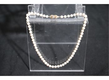 16' Strand Of Cultured Pearls With 14K And Diamonds Clasp