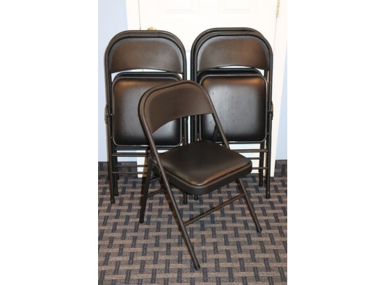5 Folding Chairs With Padded Seats!
