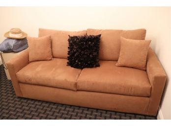 Quality Sleeper Sofa InVery  Good Condition Great For Overnight Guests