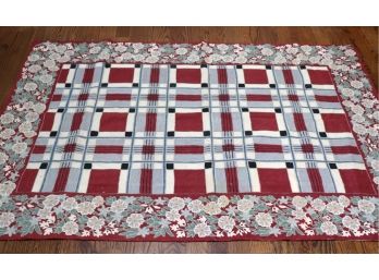 Very Pretty Woven Floral Chain Stitched Area Rug With A Floral Pattern Appx. 4 Feet X 6 Feet