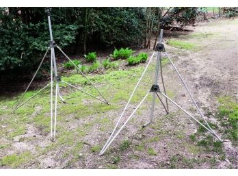 2 Tall Outdoor Lawn Sprinkler Stands