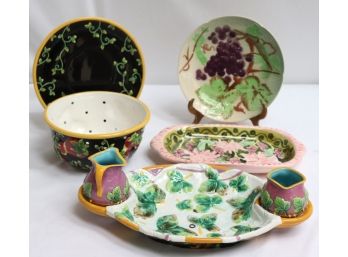 1.Pretty Ceramics Includes A Pretty Strawberry Bowl With Plate By Bella Casa By Ganz, Museum Mottahedeh