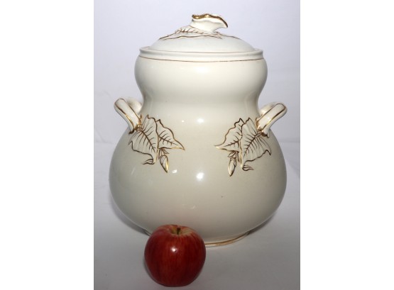 Large Vintage Urn With A Lid  That Has Gold Detailing, Leaf Motif With Handles Marked 2978/3 On The Bottom