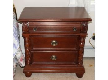 Pair Of Nightstands With Carved Columns & 3 Drawers In Very Good Condition