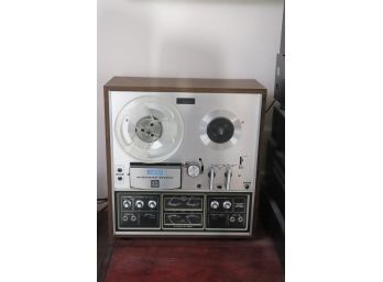 Akai Reel - Reel Surround Stereo # 1730D.SS With 6 Maxell Recording Tapes
