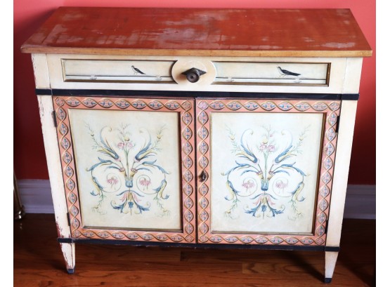 Pretty Painted Chest From The Beacon Hill Collection / Rustic Shabby Chic Finish