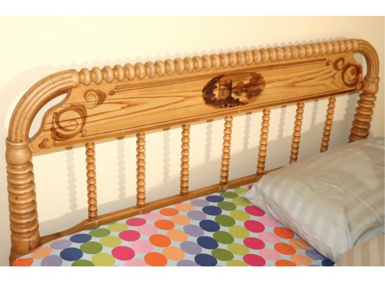 Full Size Carved Wood Headboard With A Stencil Design, Corkscrew Turned Spindles Includes Funky Duvet