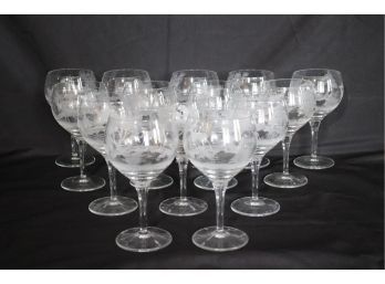 68.15 Pretty Frosted Bordeaux Wine Glasses With Scenes Of Wild Forest Animals Bernadotte Czech Republic