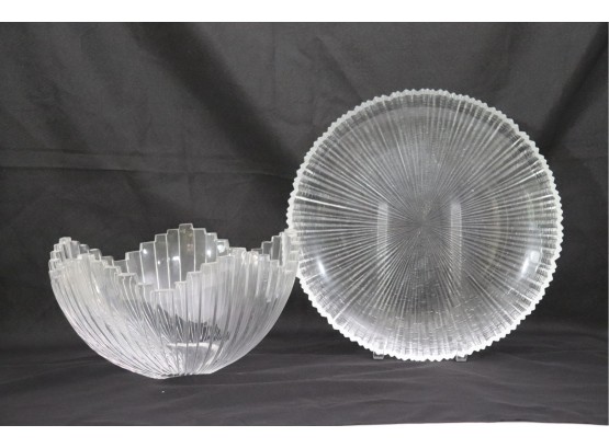 Gorgeous Contemporary Centerpiece Bowl Signed By Artist Orrefors Jan Johansson Includes Glass Serving Tray