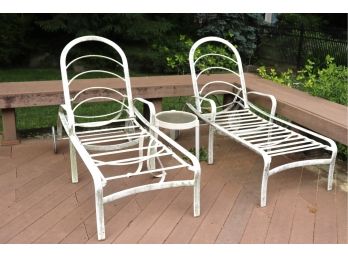 Cool Retro Aluminum Patio Chaise Lounge Chairs, Includes A Side Table