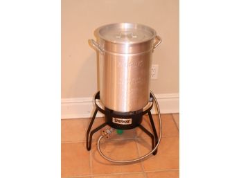 Bayou Classic Turkey Fryer, Overall Clean Good Condition
