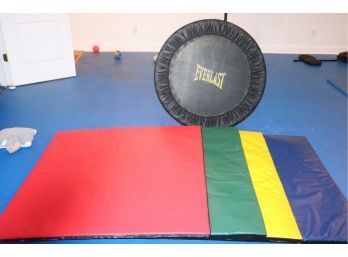 Everlast Trampoline & Set Of Colorful Rubber Floor Mats