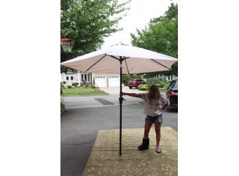 Outdoor Expanding Market Umbrella With Stand
