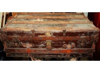 Antique Wood Steamer Trunk Missing Handle & In Rough Condition