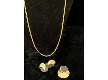 14K YG 24' Link Necklace With Gold / Onyx Sliding Pendant Plus Pair Of Matching Earrings