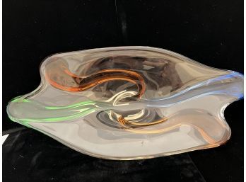 Stylish Contemporary Glass Centerpiece Bowl With Nice Colors And Detailing