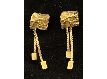 18k YG Pair Of Nugget Style Earring W/Tassels