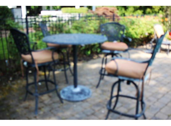 Outdoor Cast Aluminum Pub Style Table With 4 Swivel Stools Includes Rogers Cushions