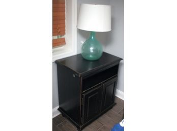 Small Lacquered Cabinet With A Swivel Top, Includes A Pretty Sea Foam Colored Glass Lamp