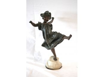 Gorgeous Vintage Bronze Of A Whimsical Little Girl Signed By The Artist As Pictured