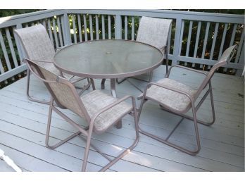 Cast Aluminum Outdoor Table & Chairs