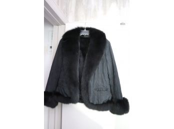Women's Jacket With Fox Collar & A Sheared Fur Liner S/M (5162-5166)