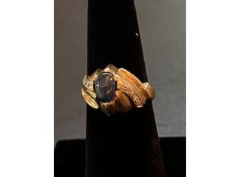 14K YG Diamond And Blue Sapphire Ring - Size 6.75