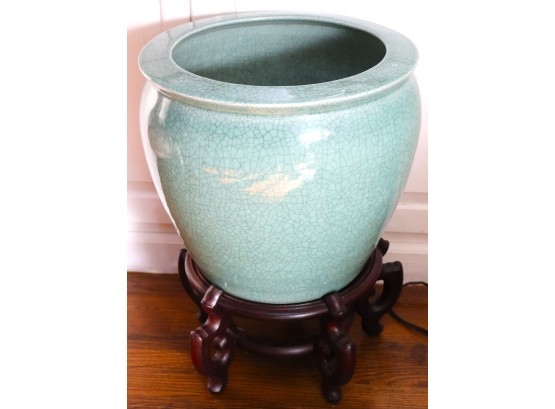 Very Pretty Seafoam Green Planter With A Crackle Finish Includes A Wood Stand