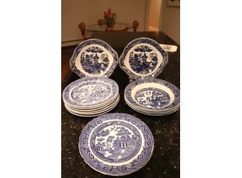 Blue Willow Includes 8 Large Plates 2 Of Which Have Scalloped Edges, 4 Soup Bowls, 2 Serving Plates With Handl